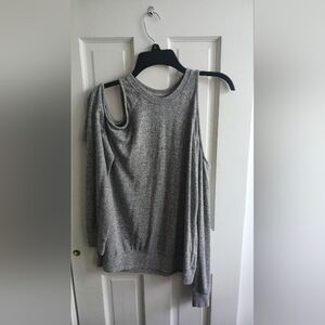 Abercrombie hole shoulder long sleeve
